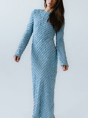 BRAND NEW/Never Worn Boheme Light Blue Long Sleeve Textured Maxi Dress